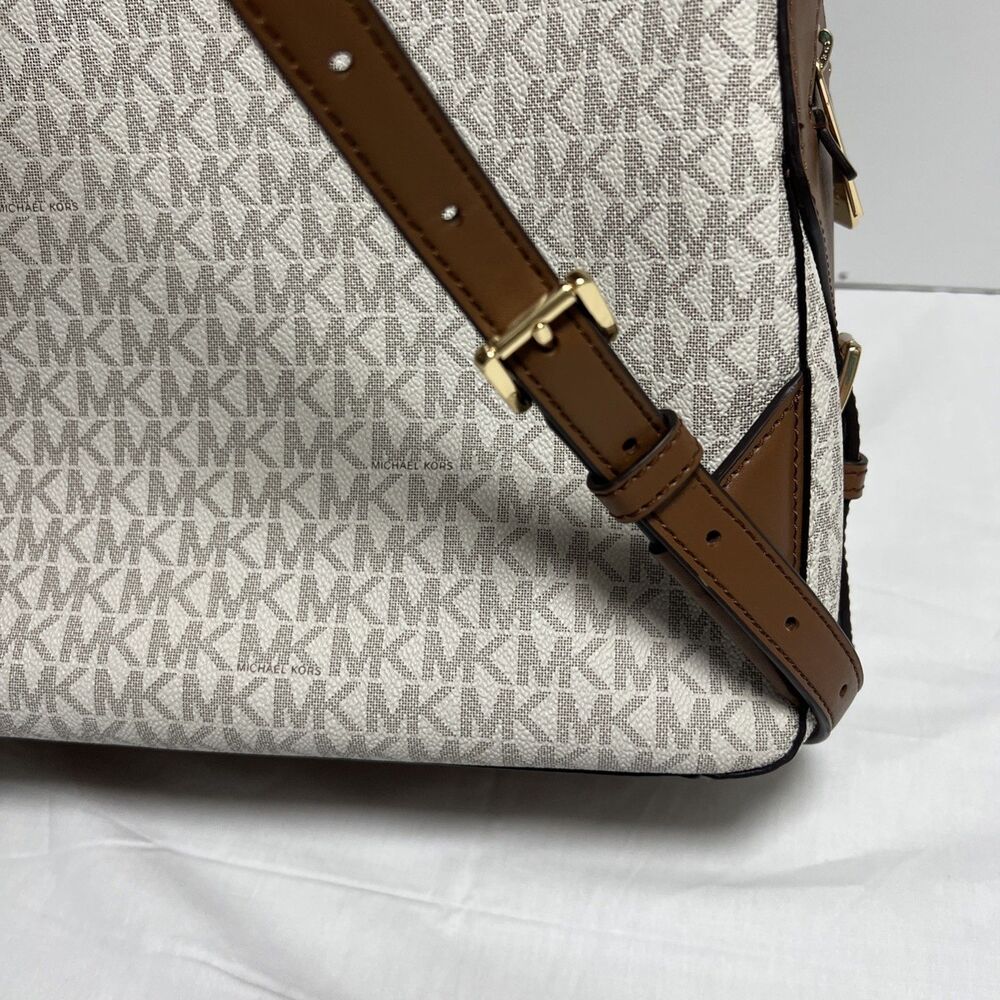 Michael Kors MK Jet Set Monogram Backpack Vanilla Ivory Cream ~ Excellent Cond - Picture 8 of 16